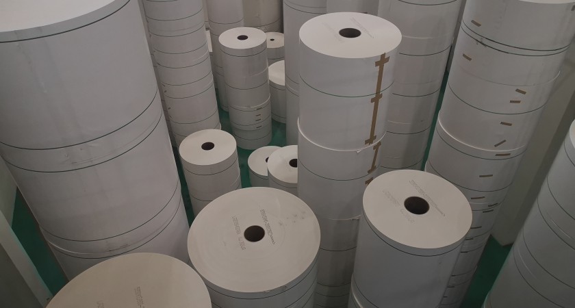 哪些行業(yè)使用牛皮紙？牛皮紙的生產(chǎn)技術(shù)有哪些流程？